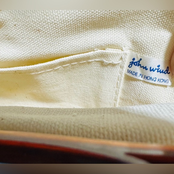 Vintage John Wind Clutch - Picture 2 of 2